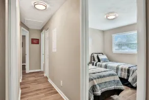 ⭐️Stylish 3/2 🏡 fully renovated in Orange Park⭐️ - Image 5