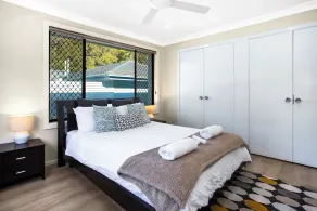 Renovated 3 bed Unit with Views - Image 4