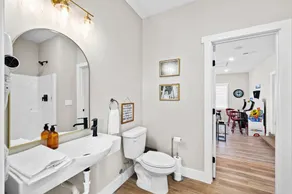 Home for 21 Near Ark - Ensuite Bathrooms - with Pool! - Image 2