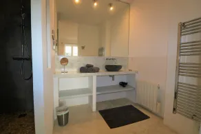 Egenskap av charm och lyx som ligger på vallarna i Domme - Image 3
