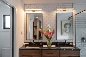 Luxury Douglas Beach House - Image 4