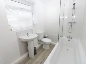 Holly Terrace - 2 Bedrooms - Sleeps 3 - Image 3