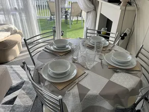 6guests 2bedrooms Sofabed Fastwifi Freeparking - Image 3