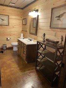 House near  Sardis Lake , golf course and Oxford, MS  - Image 2