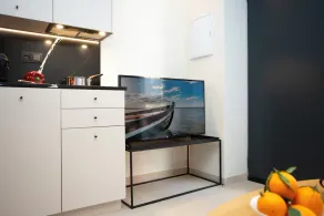 Neobeds - Stylish modern 1BR Apt Near Old Town & Steps from Turia Park - Image 3