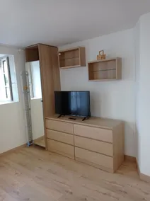 Superb studio in town center - Image 2