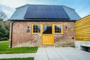 Charming Barn conversion in the Kent Countryside - Image 3