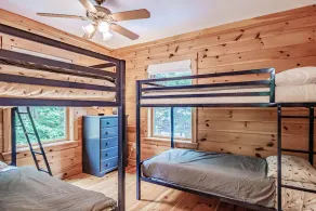Bigfoot Bungalow - Authentic cozy Bungalow - Image 3