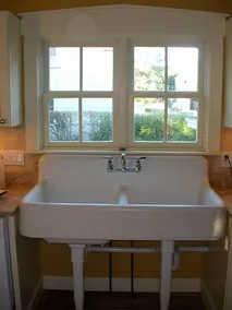 Charmig, Privat, Uppdaterad 1600SF 1860-talet West End Province House and Garden - Image 3