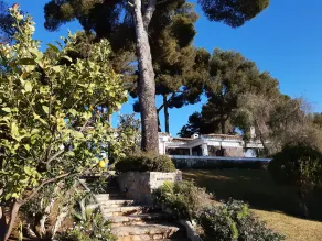 Dejligt hus med havudsigt, 2 terrasser, børn og kæledyr er velkomne, pool - Image 4