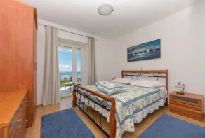 Villa Divna -Old family House With Private Pool and beautifoul see wiew - Image 3