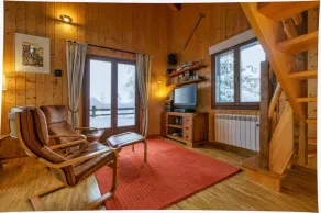 Chalet Les Jeunes - Swiss Ski Chalet with amazing views 8pax - Image 2