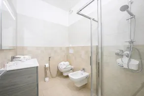 Residenza Rocca Del Lago 4, Riva del Garda, Italy - Image 3