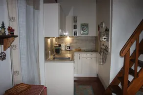 Apartment sleeps 6 with mezzanine - Image 5