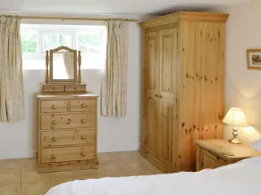 The perfect hideaway for two. - Image 4