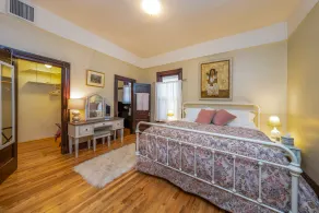 Beautifully furnished historic home with heated pool close to Downtown Tucson. - Image 4