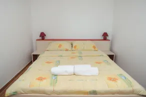 Two bedroom apartment with terrace and sea view Caska, Pag (A-3085-a) - Image 3