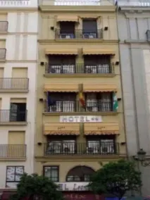 Hostal Leonardo Da Vinci - Image 5