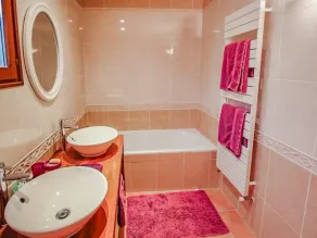 Sidste øjeblik! magisk pris i slutningen af august og september !!!komfort .... - Image 5