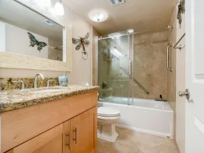 Fabulous Condo in the heart of Arcadia Lite - Walk to amazing restaurants - Image 3