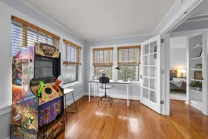Stunning South Plaza Home On Loose Park - Image 2