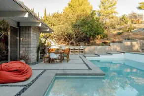 Eichler Mid Century Modern Designer Pool/Jacuzzi - Image 4
