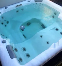 Beautiful lodge with hot tub in the heart of the Northumberland countryside - Image 2