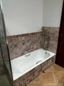 Villa Exclusivo Grande com Piscina Privativa e Vista Para a Montanha - Image 4