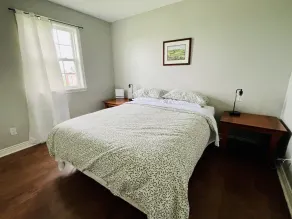 Scenic 3 bedroom cottage with hot tub, close to beaches and national park - Image 3