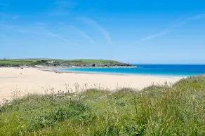 Fritliggende bungalow med udendørs opvarmet svømmebassin, St Merryn, Nr Padstow - Image 4