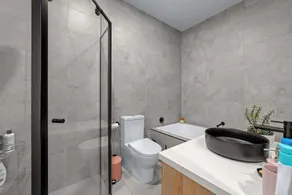 Churchill Lux, Elegant Town House - Image 4