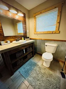 Relaxing Lakefront Cabin, Family + Lake + Dock + Sunset + Be Here, All Year Fun! - Image 5