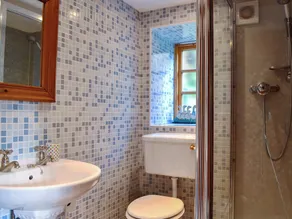 2 bedroom accommodation in Sinnington near Pickering - Image 2