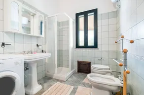 Maison de vacances 'Résidence Sulcis 6' avec terrasse partagée et climatisation - Image 3