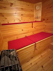 Ruhiger Rückzugsort mit Whirlpool, Sauna, Feuerstelle, Kajaks, Ponton- & Jetski-Verleih! - Image 2