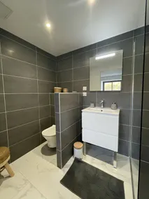 Fully restored residence - Image 3