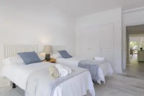 Isabel Apartment - Golden Mile - Image 2