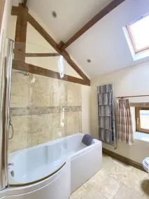 17th Century Traditional Yorkshire Stone Barn - Image 4