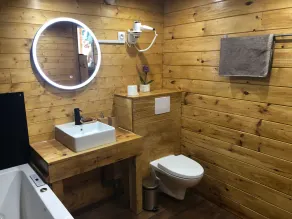 Chalet VIP mit Privatem Jacuzzi und Garten - Image 3