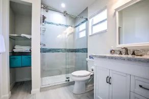 Vues incroyables! Dockage sur l'eau libre! Tout nouveau 4 chambres, Cabana Club! - Image 4