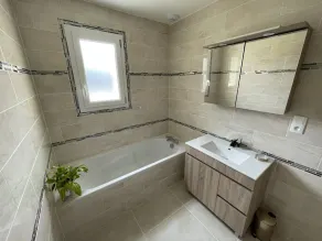 New house near the sea - Image 3