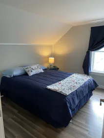 Great Location to Downtown Alexandria Bay - Image 5