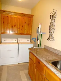 Benutzerdefinierte Luxury Home W / Hot Tub & Pool Table - Image 3
