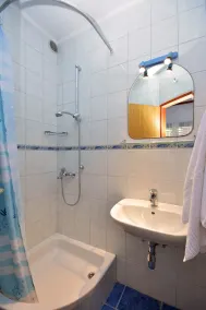 One bedroom apartment with terrace and sea view Pisak (Omiš) (A-7521-c) - Image 2