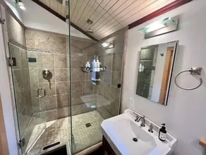 Charming Catskill Chalet near Belleayre - Image 5