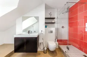 Spacious Modern Home in iconic Green Point - Image 5