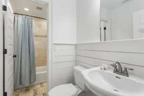 1030 Sparrow Pond: crédit pour équipement de plage / vélo de 250 $, accès à la piscine communautaire - Image 3