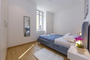 Lugano LakeView Apartment with Self Check in & Private Parking on Request - Image 5