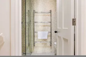 Parkside Mews – 3 Bedroom Home with Garden - Image 4