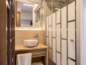 Modern 6-person chalet in the Frisian countryside, 3 bedrooms and WiFi - Image 3
